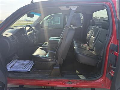 2013 GMC Sierra 2500 SLT   - Photo 11 - Muscatine, IA 52761