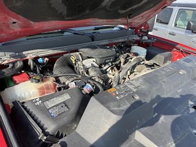 2013 GMC Sierra 2500 SLT   - Photo 13 - Muscatine, IA 52761