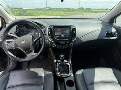 2017 Chevrolet Cruze LT Diesel Manual - Photo 10 - Muscatine, IA 52761