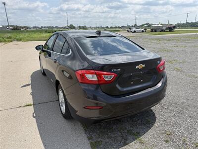 2017 Chevrolet Cruze LT Diesel Manual - Photo 7 - Muscatine, IA 52761