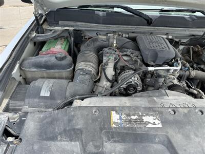 2010 Chevrolet Silverado 3500HD Work Truck   - Photo 9 - Muscatine, IA 52761