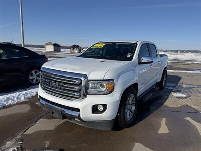 2016 GMC Canyon SLT   - Photo 2 - Muscatine, IA 52761