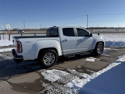 2016 GMC Canyon SLT   - Photo 6 - Muscatine, IA 52761