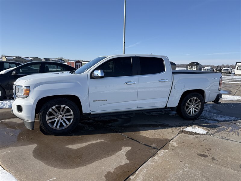 2016 GMC Canyon SLT   - Photo 1 - Muscatine, IA 52761