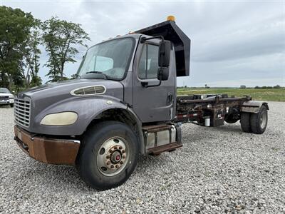2013 Freightliner M2 106 - Photo 2 - Muscatine, IA 52761