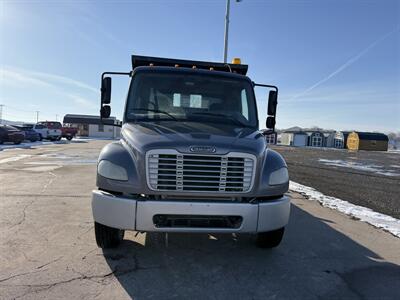 2013 Freightliner M2 106   - Photo 3 - Muscatine, IA 52761