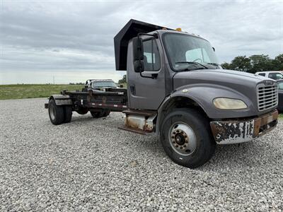 2013 Freightliner M2 106 - Photo 3 - Muscatine, IA 52761