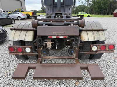 2013 Freightliner M2 106 - Photo 5 - Muscatine, IA 52761