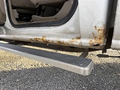 2005 GMC Sierra 2500 SLE 4dr Crew Cab SLE   - Photo 9 - Muscatine, IA 52761