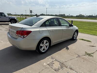 2015 Chevrolet Cruze Diesel Automatic - Photo 5 - Muscatine, IA 52761