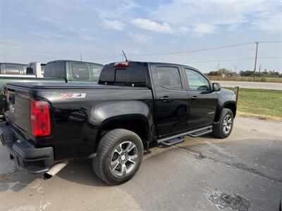 2016 Chevrolet Colorado Z71 - Photo 2 - Muscatine, IA 52761