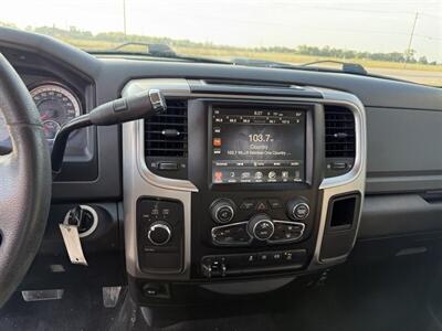 2017 RAM 2500 SLT   - Photo 7 - Muscatine, IA 52761