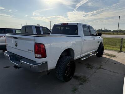 2017 RAM 2500 SLT   - Photo 5 - Muscatine, IA 52761