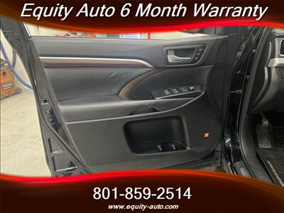 2016 Toyota Highlander Limited Platinum AWD - Photo 12 - West Valley City, UT 84119