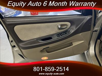 2002 Nissan Maxima SE   - Photo 10 - West Valley City, UT 84119