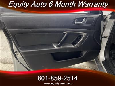 2005 Subaru Outback 2.5i   - Photo 10 - West Valley City, UT 84119