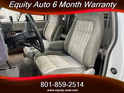1993 GMC Sierra 1500 SLE 4x4 - Photo 15 - West Valley City, UT 84119