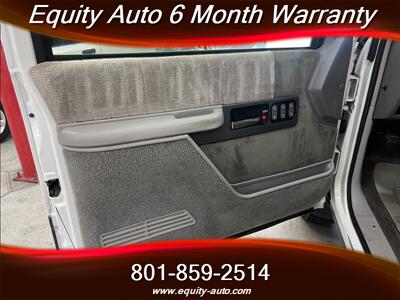 1993 GMC Sierra 1500 SLE 4x4 - Photo 12 - West Valley City, UT 84119
