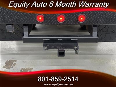 2001 Chevrolet Silverado 3500 Flat Bed  4x4 - Photo 8 - West Valley City, UT 84119