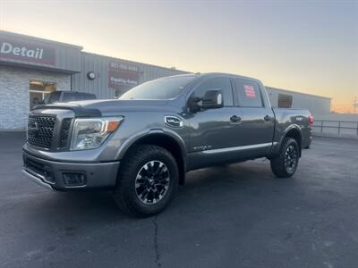 2017 Nissan Titan PRO-4X Truck