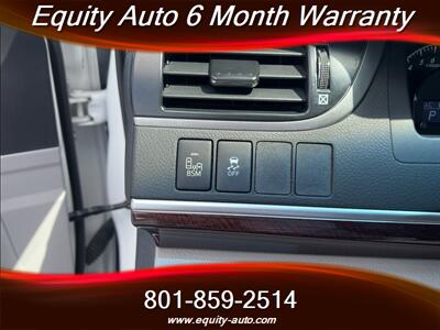 2012 Toyota Camry XLE V6   - Photo 18 - West Valley City, UT 84119
