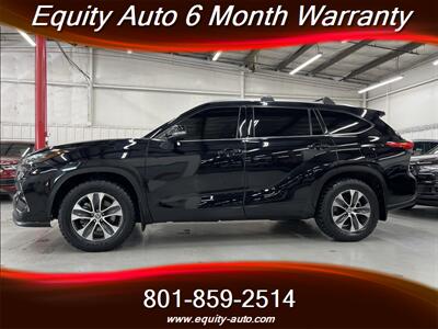 2020 Toyota Highlander XLE  AWD SUV