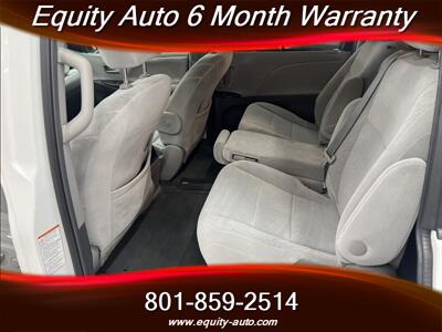 2017 Toyota Sienna LE 8-Passenger   - Photo 27 - West Valley City, UT 84119