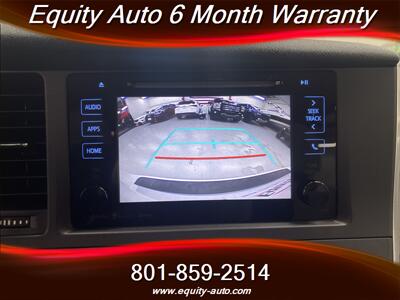 2017 Toyota Sienna LE 8-Passenger   - Photo 21 - West Valley City, UT 84119
