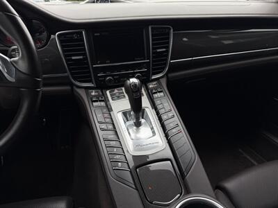 2014 Porsche Panamera GTS   - Photo 36 - Grand Rapids, MI 49512