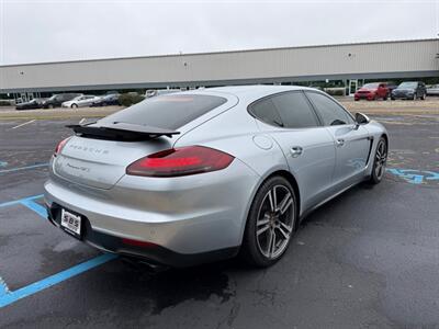 2014 Porsche Panamera GTS   - Photo 17 - Grand Rapids, MI 49512
