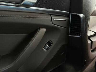 2014 Porsche Panamera GTS   - Photo 59 - Grand Rapids, MI 49512