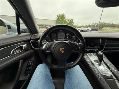 2014 Porsche Panamera GTS   - Photo 31 - Grand Rapids, MI 49512