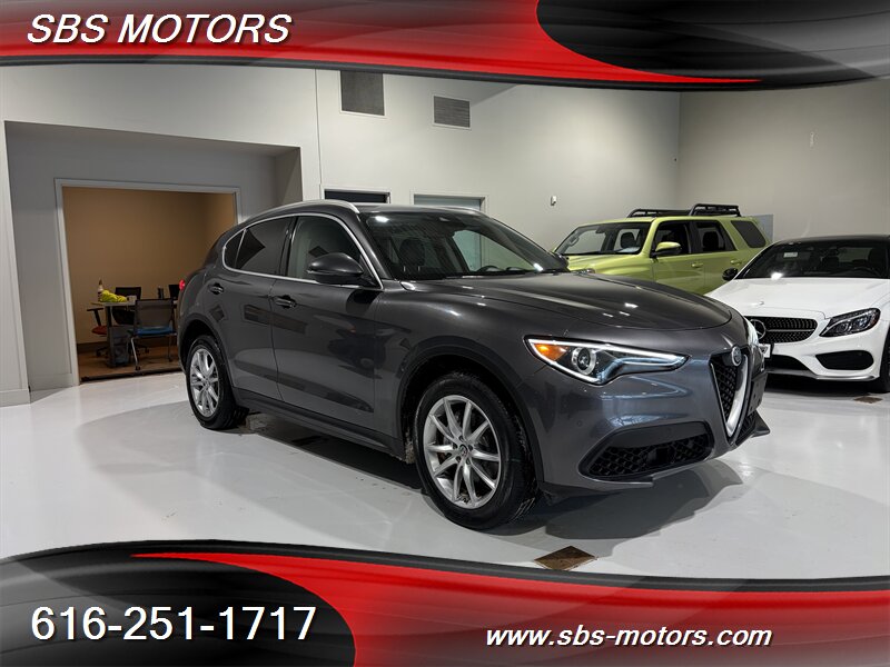 2018 Alfa Romeo Stelvio Ti   - Photo 1 - Grand Rapids, MI 49512