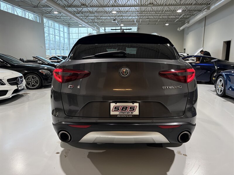 2018 Alfa Romeo Stelvio Ti - Photo 15 - Grand Rapids, MI 49512