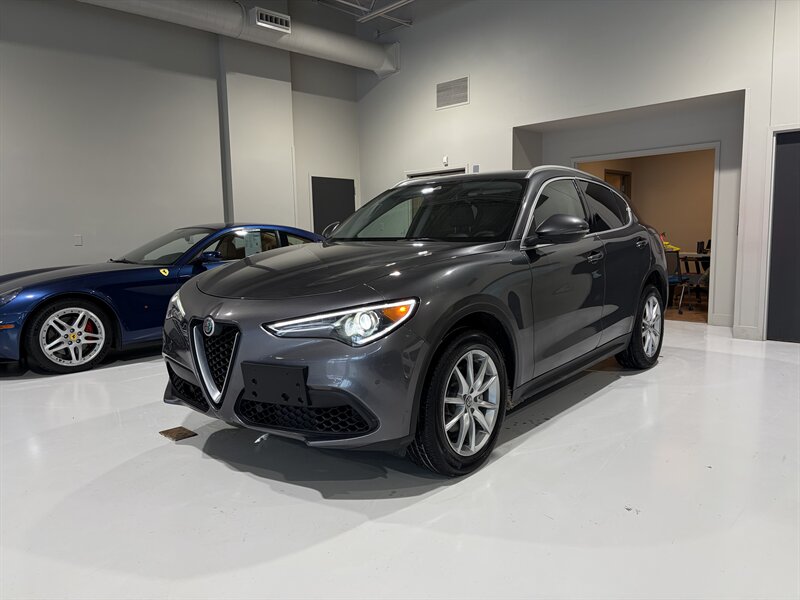 2018 Alfa Romeo Stelvio Ti - Photo 4 - Grand Rapids, MI 49512