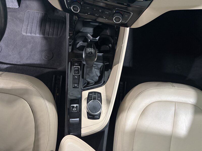 2016 BMW X1 xDrive28i - Photo 11 - Grand Rapids, MI 49512