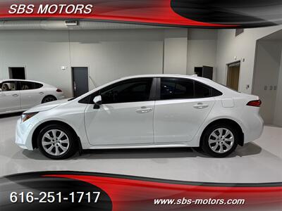 2025 Toyota Corolla LE   - Photo 4 - Grand Rapids, MI 49512