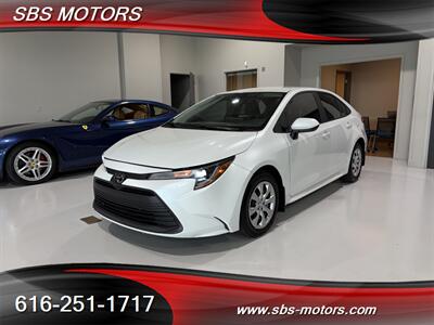 2025 Toyota Corolla LE   - Photo 3 - Grand Rapids, MI 49512