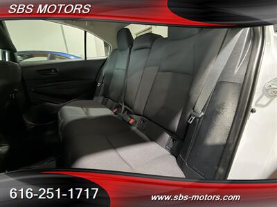 2025 Toyota Corolla LE   - Photo 11 - Grand Rapids, MI 49512