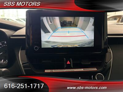 2025 Toyota Corolla LE   - Photo 8 - Grand Rapids, MI 49512
