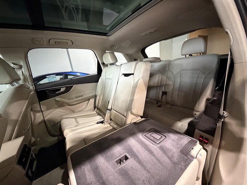 2019 Audi Q7 quattro Premium Plus 55 T - Photo 13 - Grand Rapids, MI 49512
