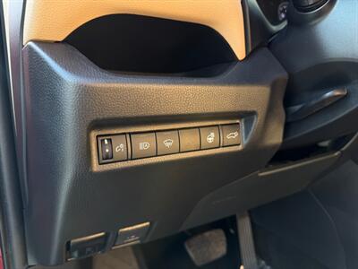 2021 Toyota RAV4 XLE Premium - Photo 23 - Grand Rapids, MI 49512