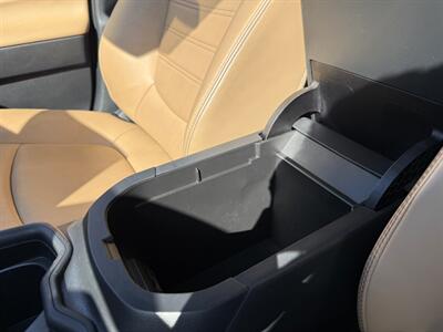 2021 Toyota RAV4 XLE Premium - Photo 36 - Grand Rapids, MI 49512