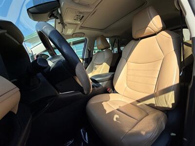 2021 Toyota RAV4 XLE Premium - Photo 26 - Grand Rapids, MI 49512