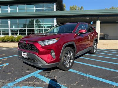 2021 Toyota RAV4 XLE Premium - Photo 4 - Grand Rapids, MI 49512
