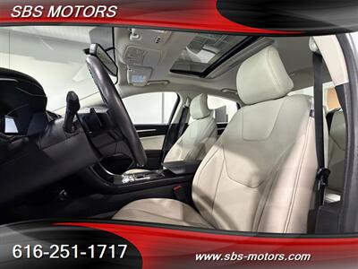 2018 Ford Fusion Titanium   - Photo 8 - Grand Rapids, MI 49512