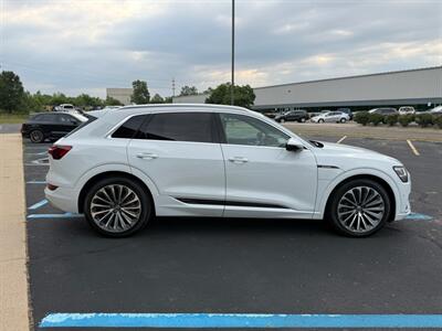 2019 Audi e-tron quattro Prestige - Photo 27 - Grand Rapids, MI 49512