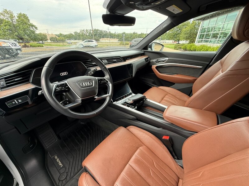 2019 Audi e-tron quattro Prestige - Photo 30 - Grand Rapids, MI 49512