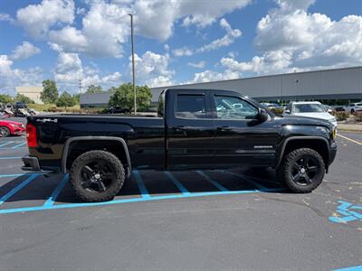 2015 GMC Sierra 1500 SLE - Photo 15 - Grand Rapids, MI 49512