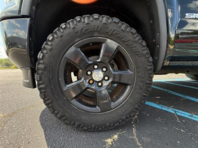 2015 GMC Sierra 1500 SLE - Photo 9 - Grand Rapids, MI 49512